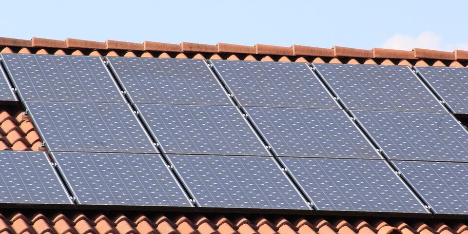 solar-panels-1273129_960_720